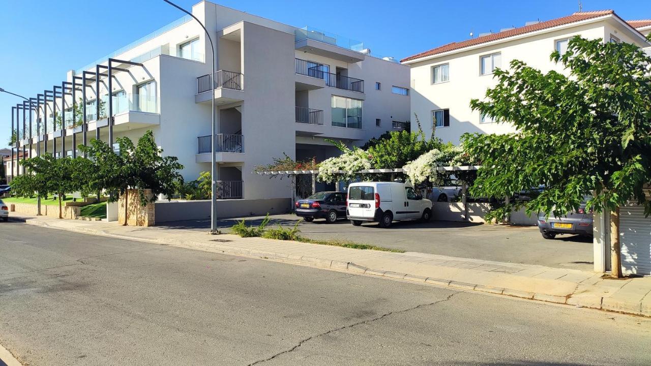 Cosy Apartment In A Luxury Resort Paralimni Exterior photo